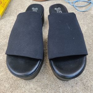 Black platform sandals